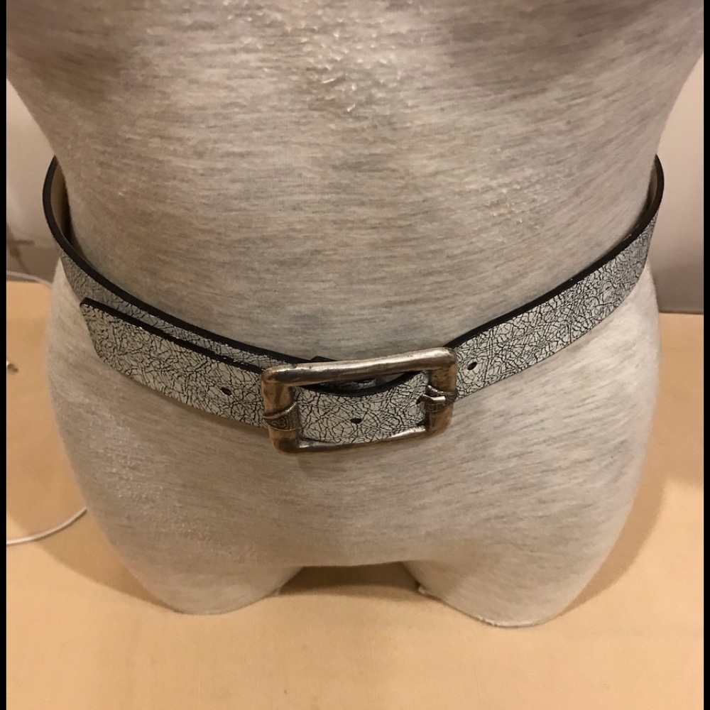 SOLD ON MERCARI!!! Streets Ahead metal and leather belt. Excellent used conditio - Picture 3 of 5